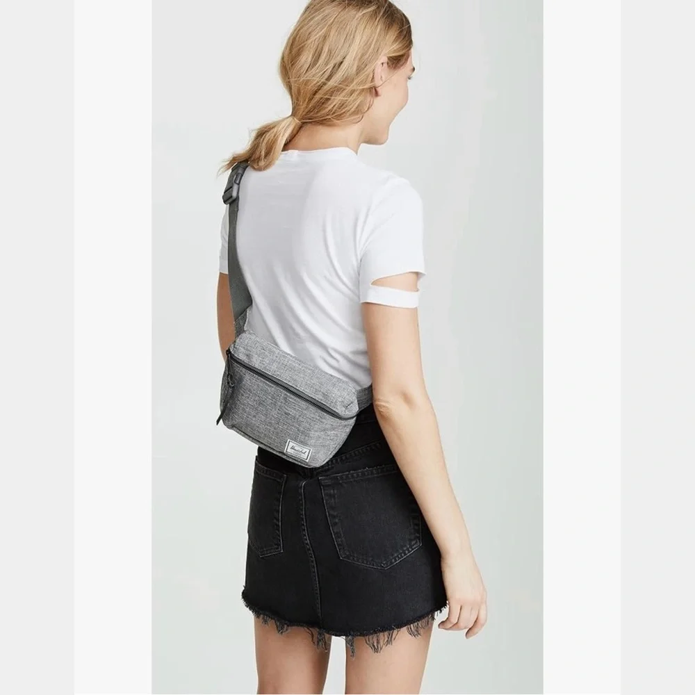 Herschel Fifteen Waist Pack - Picture 2 of 11